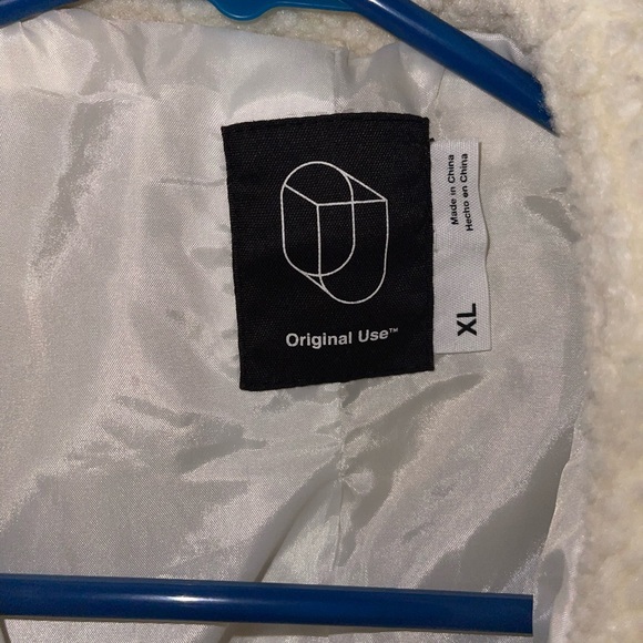 Sherpa Jacket - Picture 4 of 4